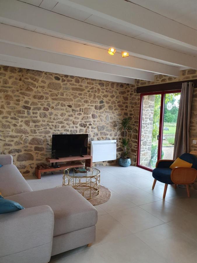 Le Domaine De La Petite Chevre Villa Ploumagoar Eksteriør billede