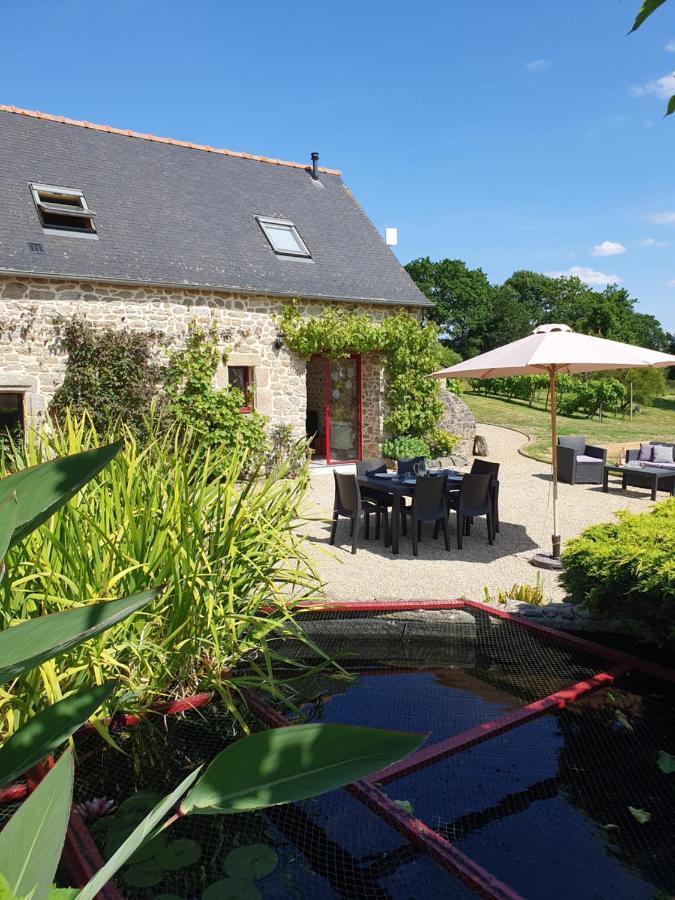 Le Domaine De La Petite Chevre Villa Ploumagoar Eksteriør billede
